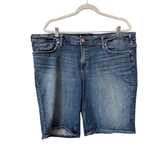 Silver Jeans Elyse Bermuda Denim Shorts Size 20 Blue Medium Wash Cotton Classic - Picture 1 of 6